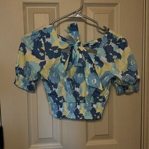 Cute crop top by Franki